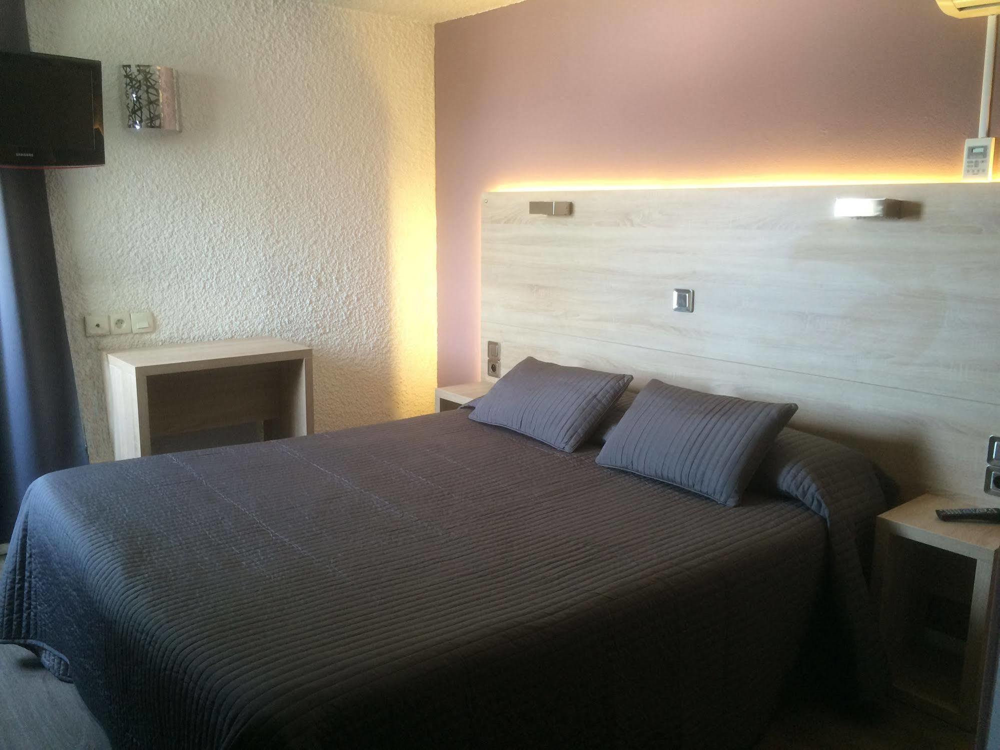 Hotel Les Tourrades Cannes Eksteriør billede